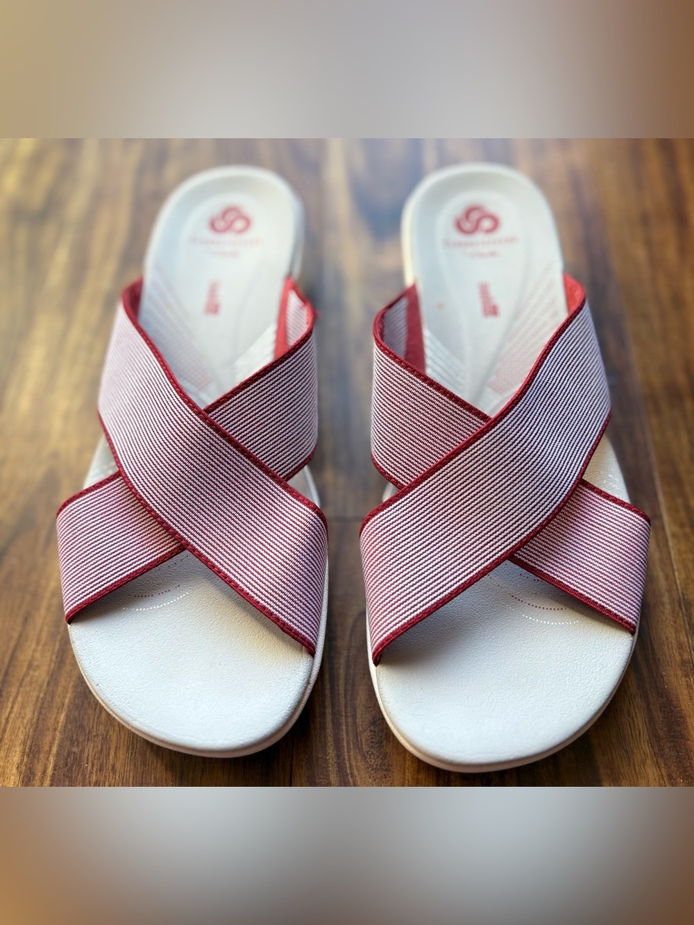 Clarks Cloudsteppers Red striped crossover strap Textile Slide Sandals size 9